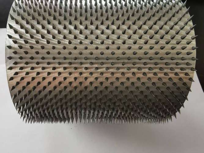 perforation needle roller for breathable packaging